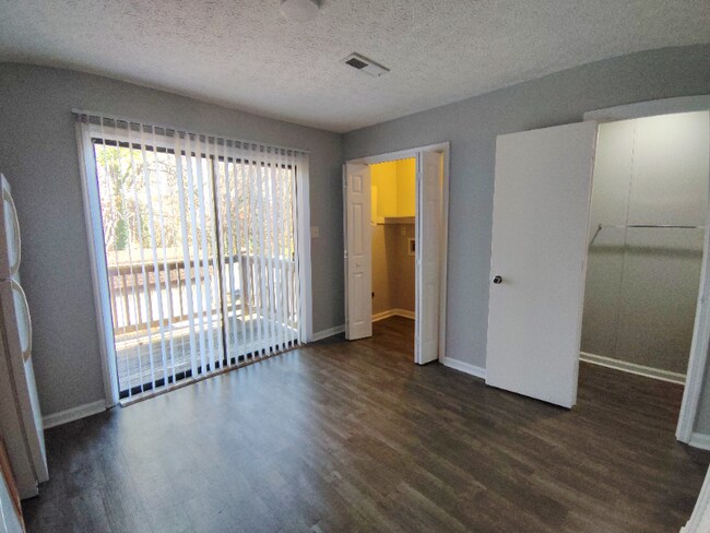 Foto del edificio - 11 Hobbs Ln