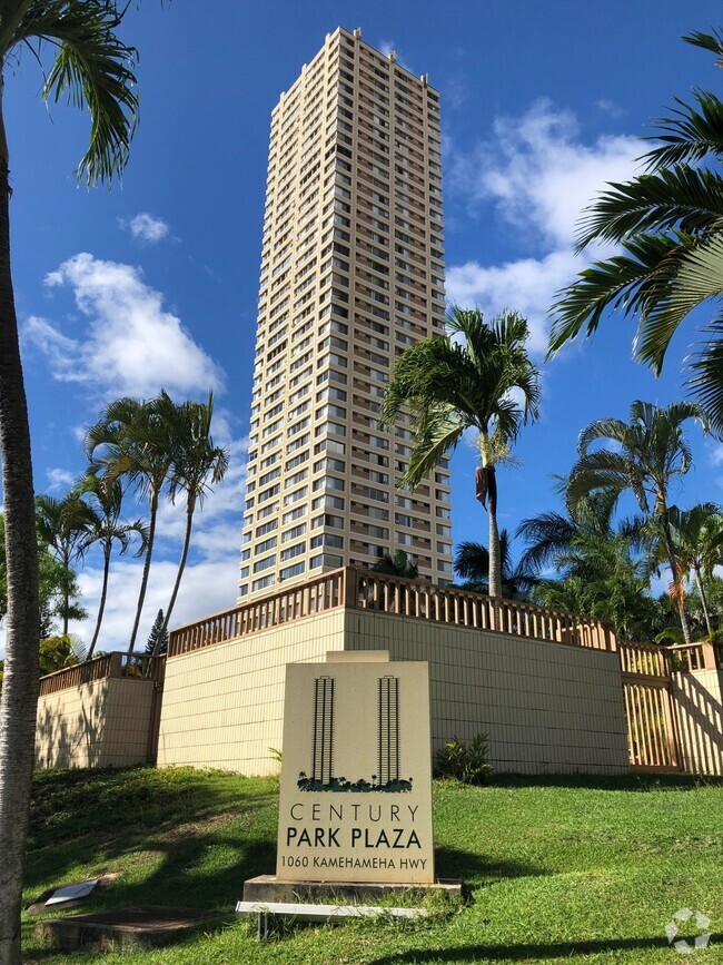 Building Photo - 1060 Kamehameha Hwy