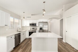 Building Photo - 2252 E Ross Ave