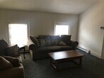 Foto principal - 254 W 9th St