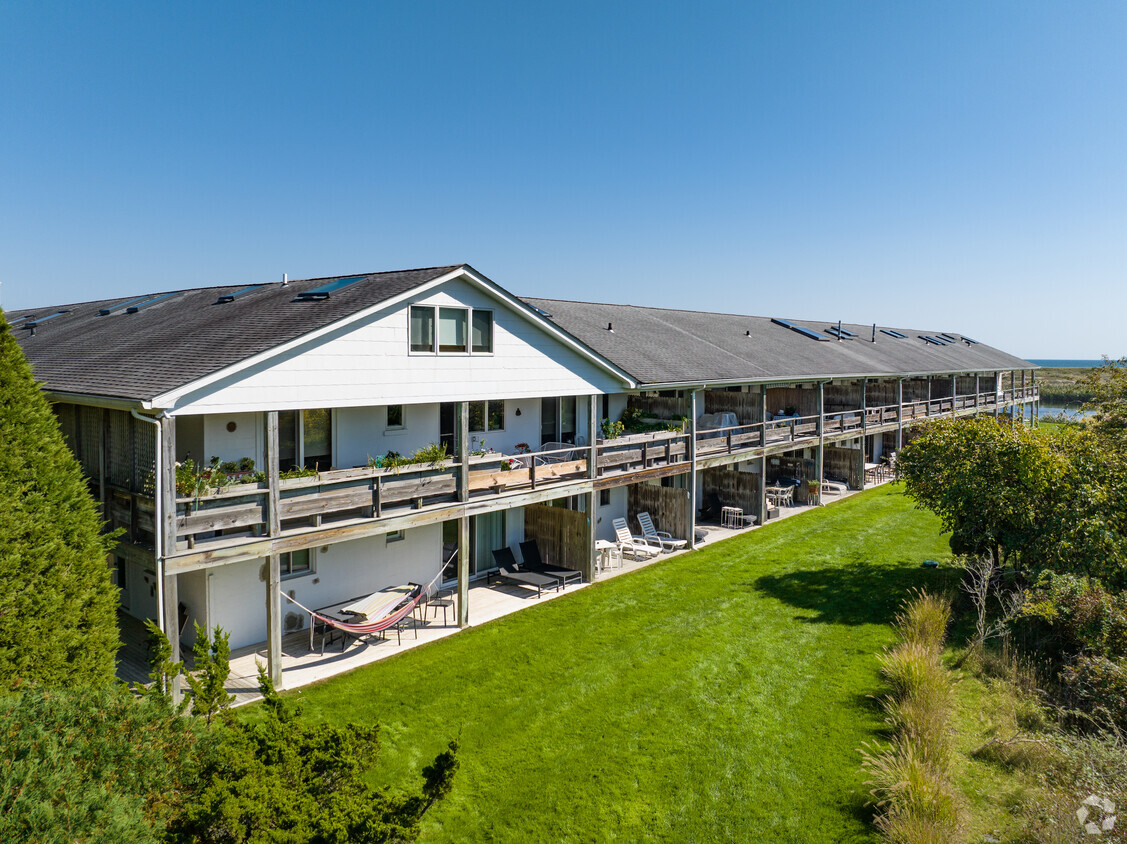 The Ocean Dunes - Amagansett Dunes