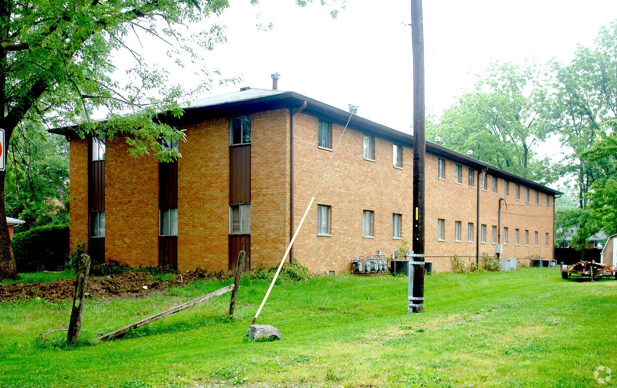 Building Photo - 6262 Eastridge Dr