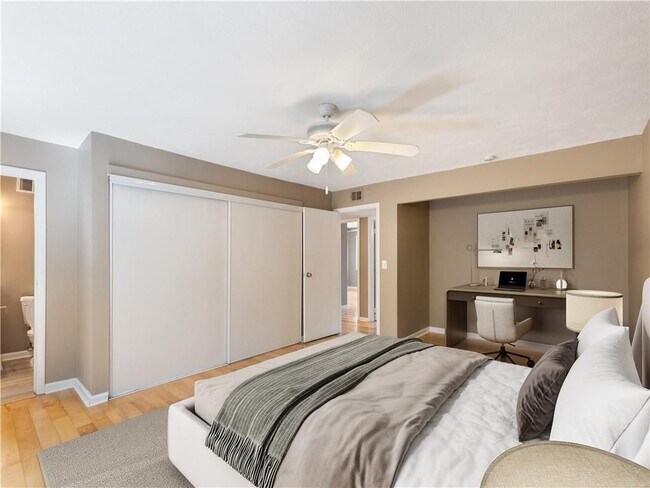 Building Photo - 115 Biscayne Dr NW