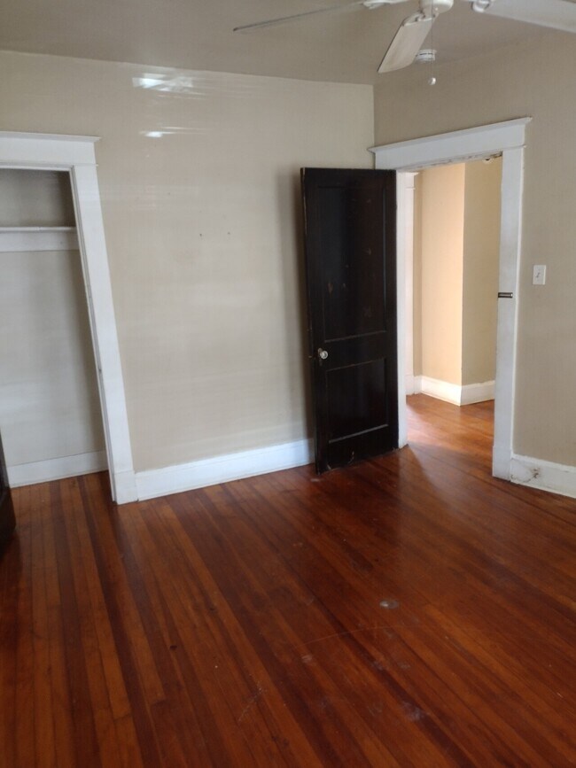 Old York Road House Rental in Baltimore, MD