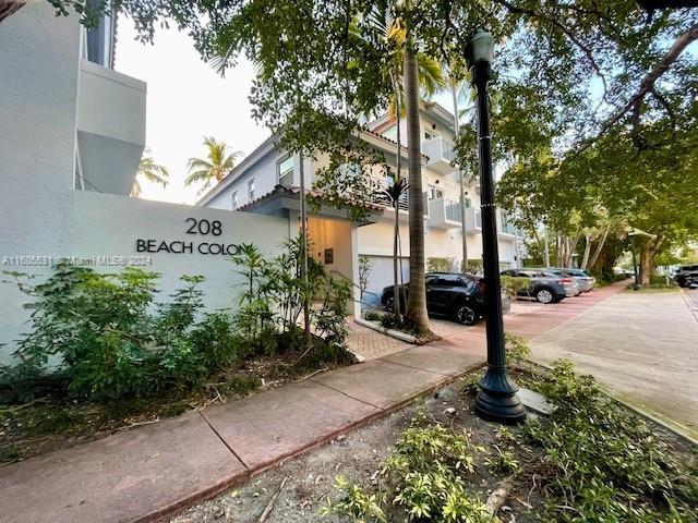 Foto del edificio - 208 Jefferson Ave