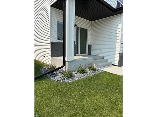 Foto del edificio - 5476 Lori Ln W