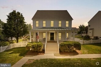 Building Photo - 42903 Redfield St