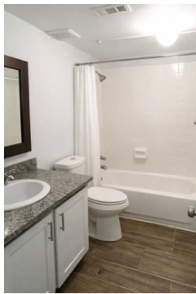 Foto del edificio - 6200 W Tidwell Rd