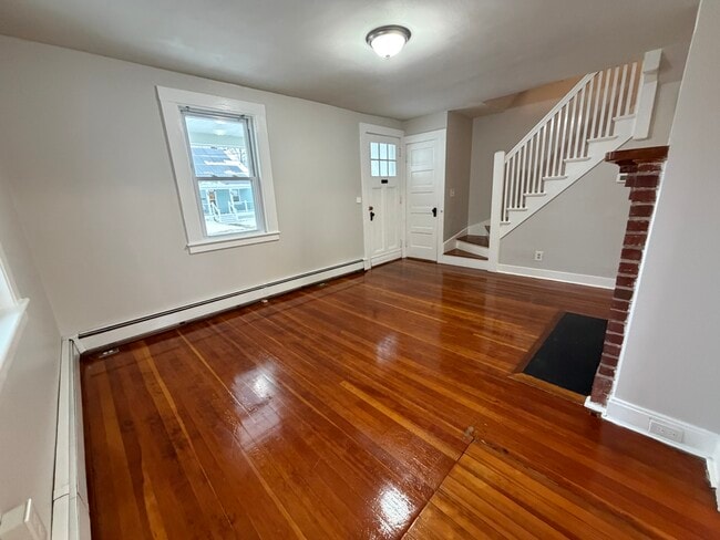 Building Photo - 34 Grand Ave