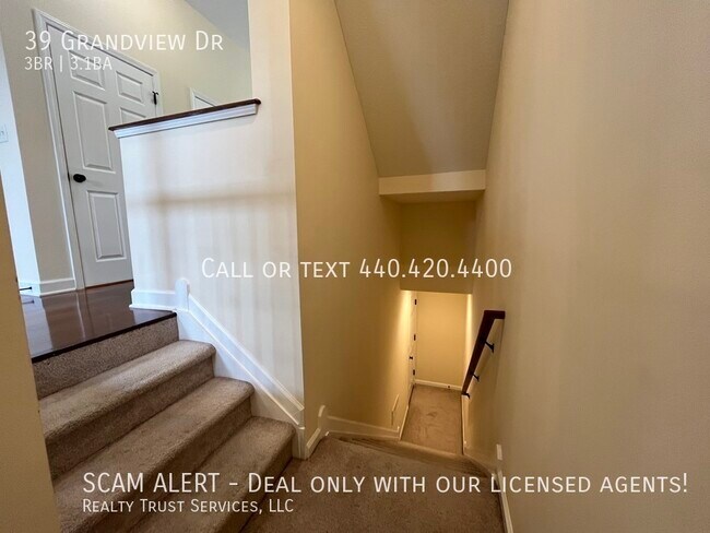 Foto del edificio - Splendid 3 bedroom 3.5 bathroom Condo w/Im...