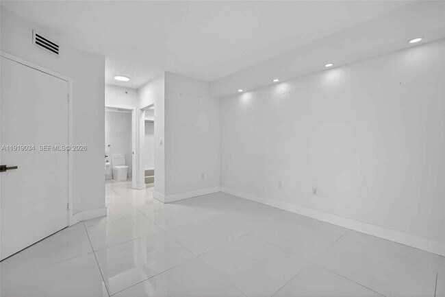 Foto del edificio - 5077 NW 7th St