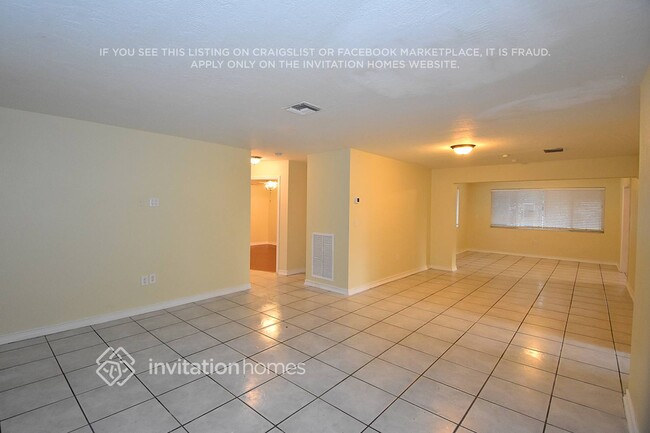 Foto del edificio - 6740 SW 10th Ct