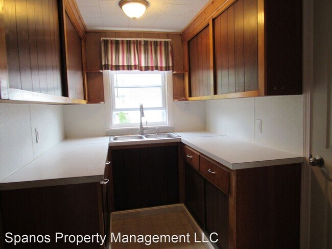 Building Photo - 2 br, 1 bath House - 53 Dubuque St. Unit 2