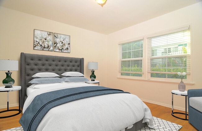 Bedroom - 934 14th St