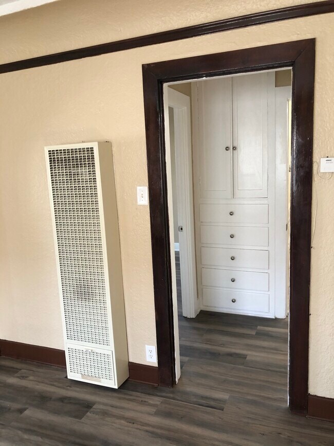 Foto del edificio - 2468 Sonoma St