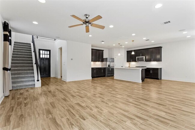 Foto del edificio - 9109 Moonstone Dr