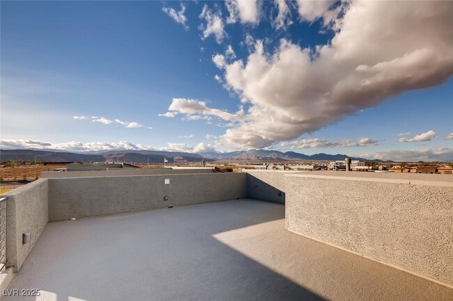 Foto del edificio - 8098 Misty Canyon Ave