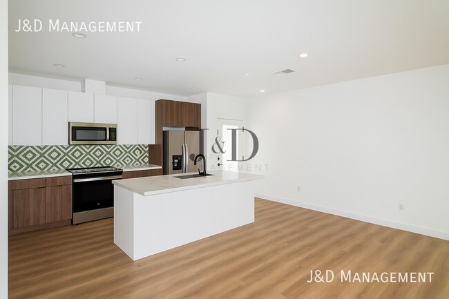 Foto del edificio - 6256 Stewart St