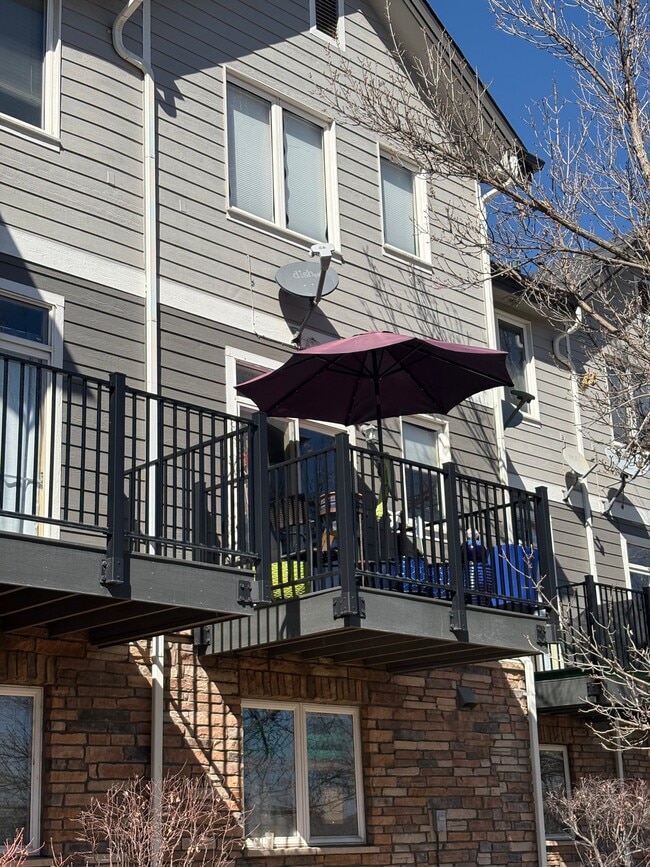 Photo - 2943 W Riverwalk Cir Townhome