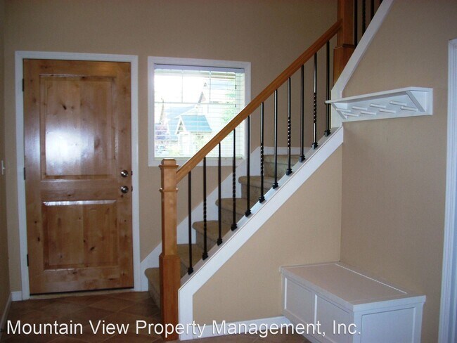 Foto del edificio - 3 br, 2.5 bath House - 19782 Galileo Ave