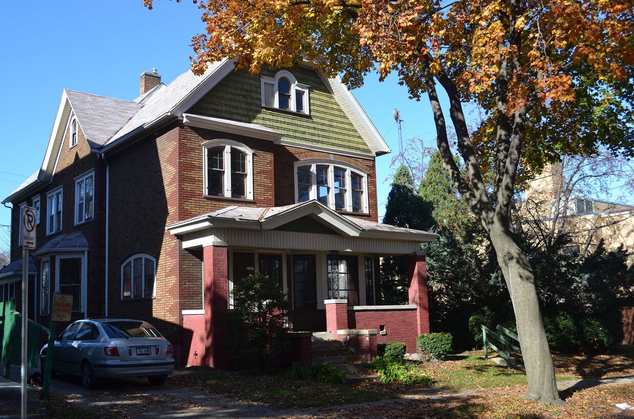 Foto principal - 2327 S 8th St