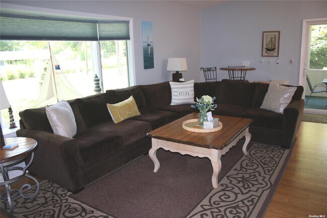 Foto del edificio - 170 Dogwood Ln
