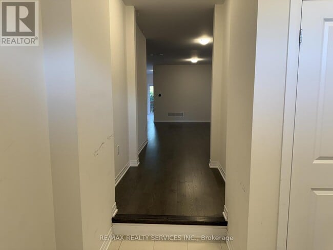 Photo du bâtiment - 145 Dingman St