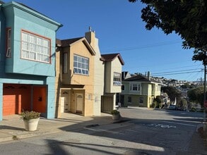 85 Rousseau St