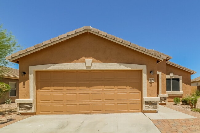 Building Photo - 22614 W Papago St