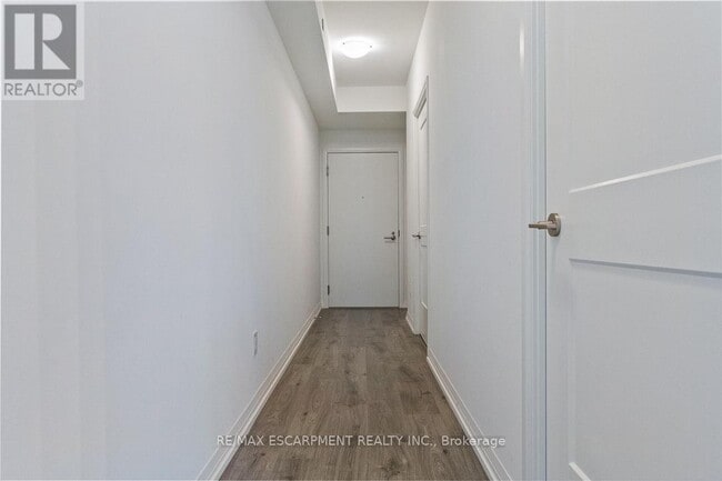 Photo du bâtiment - 28 Widmer St