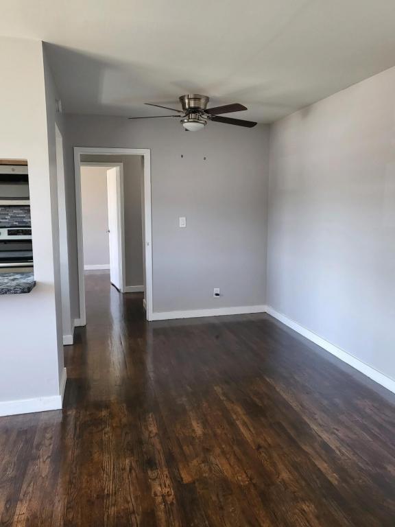 Building Photo - 1059 Midland Ave