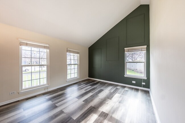 Building Photo - 135 Seton Creek Dr