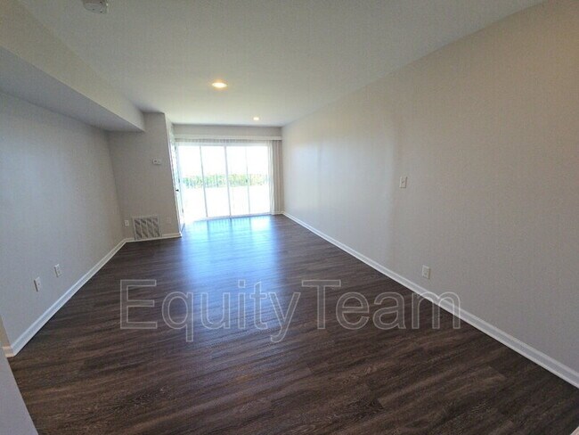 Foto del edificio - 2600 Bushnell St