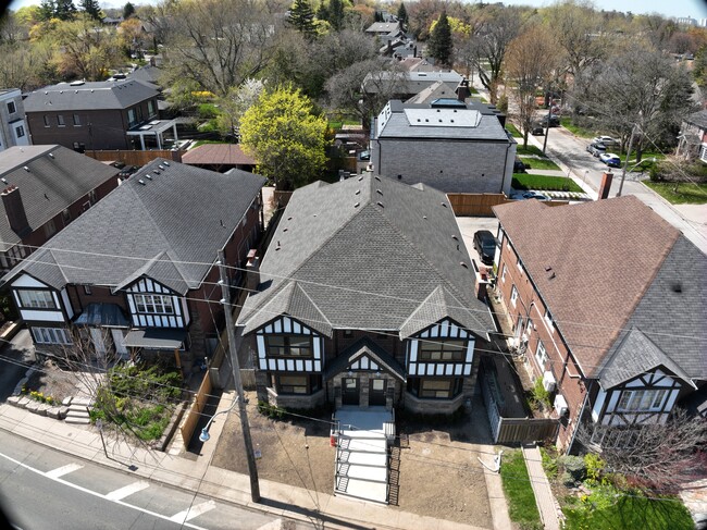 3D Exterior - 1214 Avenue Rd