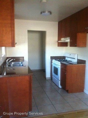 Foto del edificio - 2700 Carver Rd