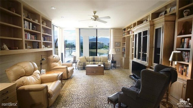Building Photo - 3 br, 3 bath Condo - 910 Island Dr Apt 301