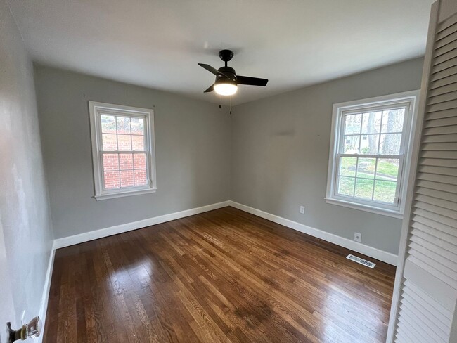 Foto del edificio - 3 Bedroom / 1 Bath Home  Kingsport TN