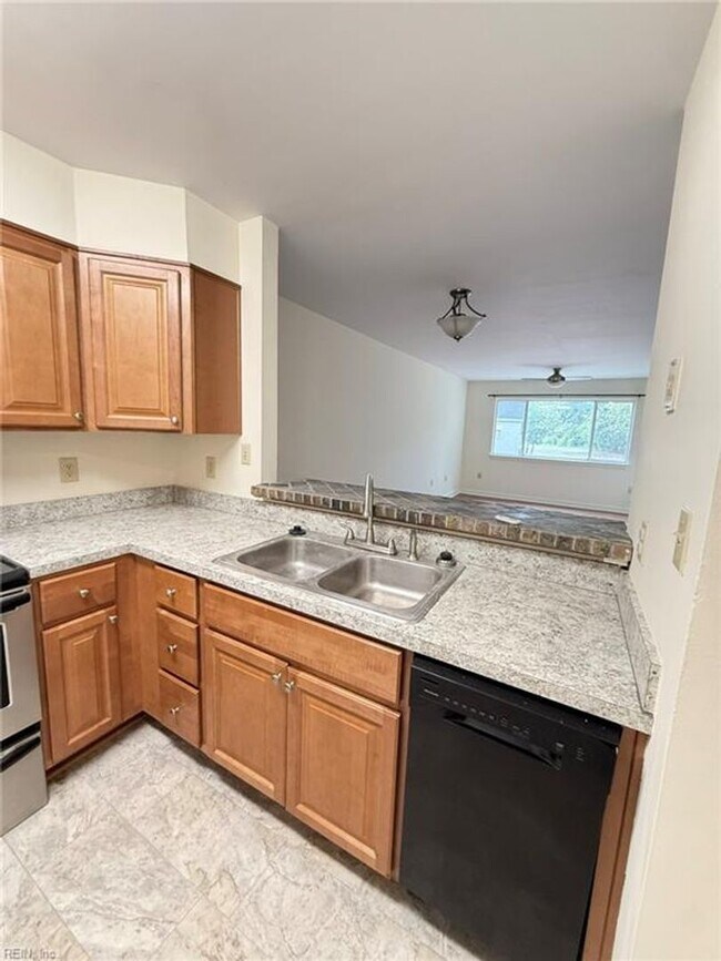 Foto del edificio - 2 Bedroom 1 Bath Condo