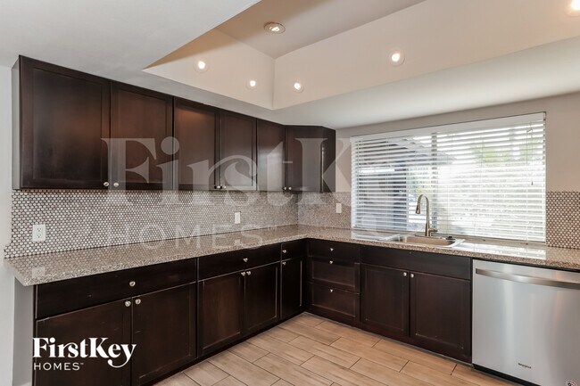 Foto del edificio - 4426 W Crocus Dr