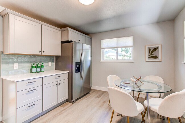 Foto del edificio - 9645 W 22nd Pl