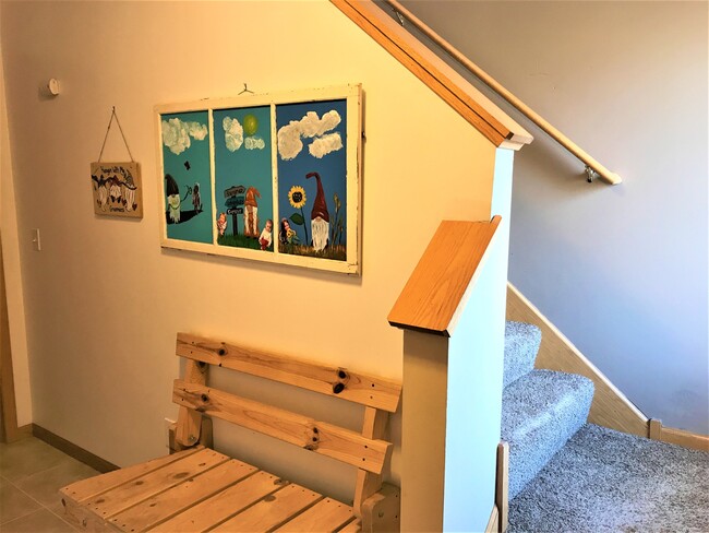 Building Photo - 6803 Gingham Ct