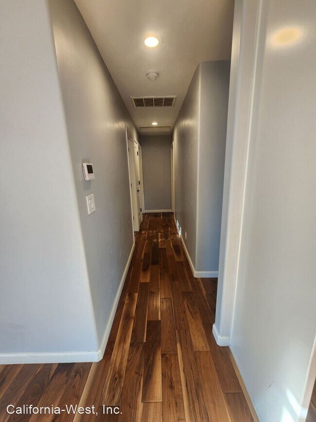 Foto del edificio - 3 br, 2 bath House - 1886 Vicente Drive