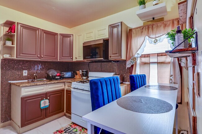 Foto del edificio - 787 S 13th St