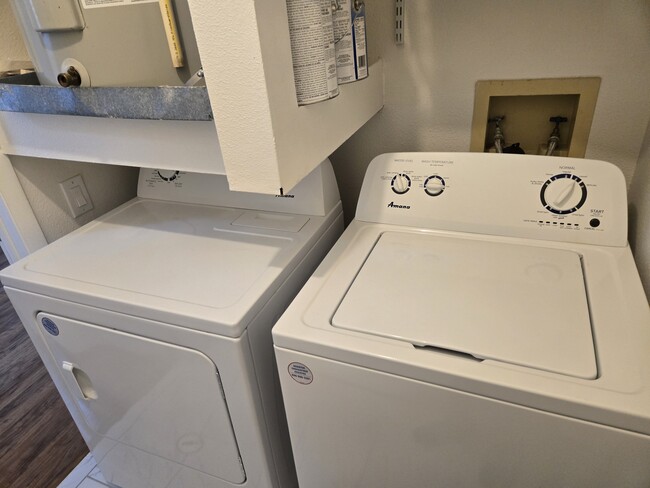 Washer Dryer - 3080 Fox Ln