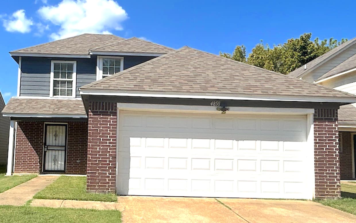 Foto principal - 4858 Royal Run Dr