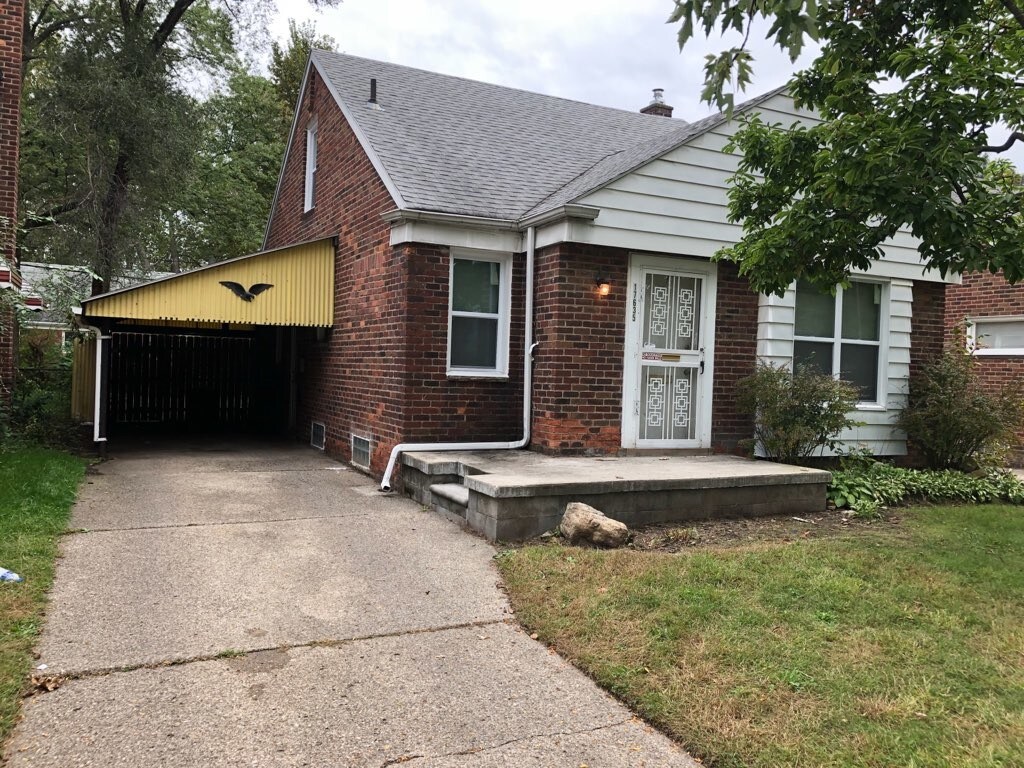 Building Photo - 17635 Greenview Ave