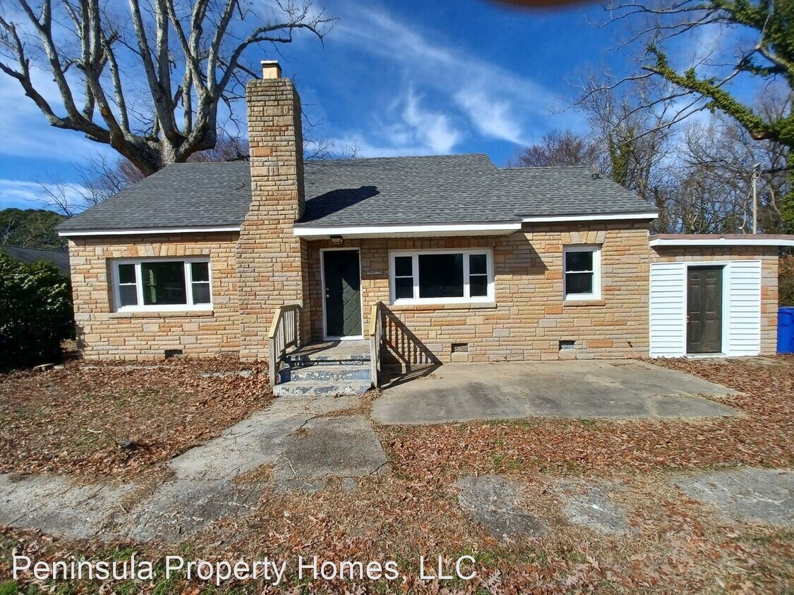 319 Harpersville Rd, Newport News, VA 23601 House Rental in Newport