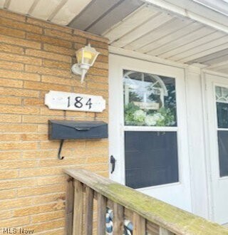 Foto del edificio - 184 Kenwood Ave