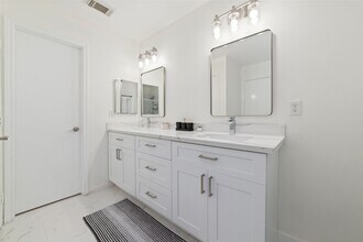 Building Photo - 3511 Colleen Woods Cir