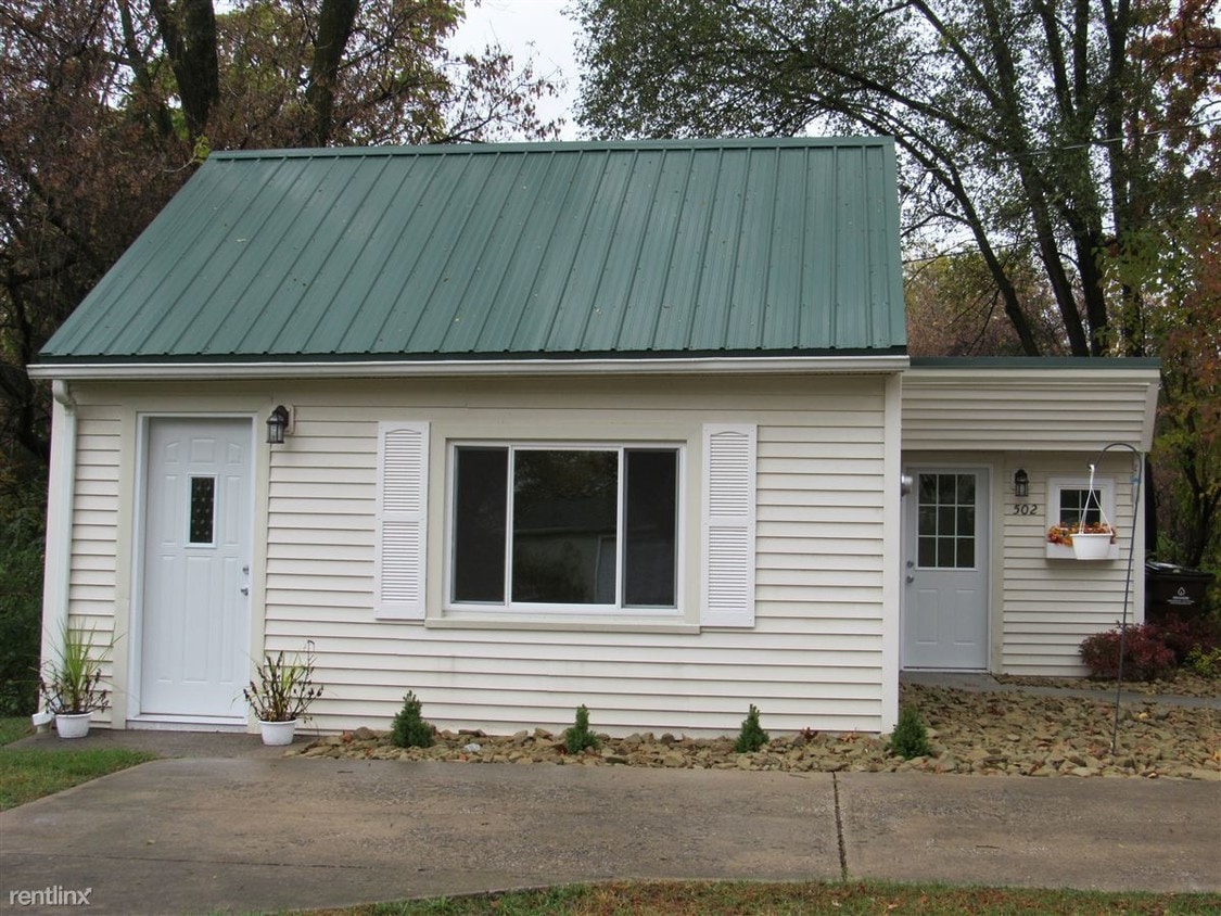 502 S Dettman Rd, Jackson, MI 49203 House Rental in Jackson, MI